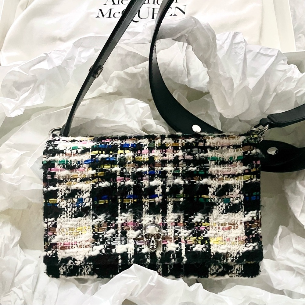 ✯ Alexander McQueen Small Skull Bag in Multicolor Tweed ✯